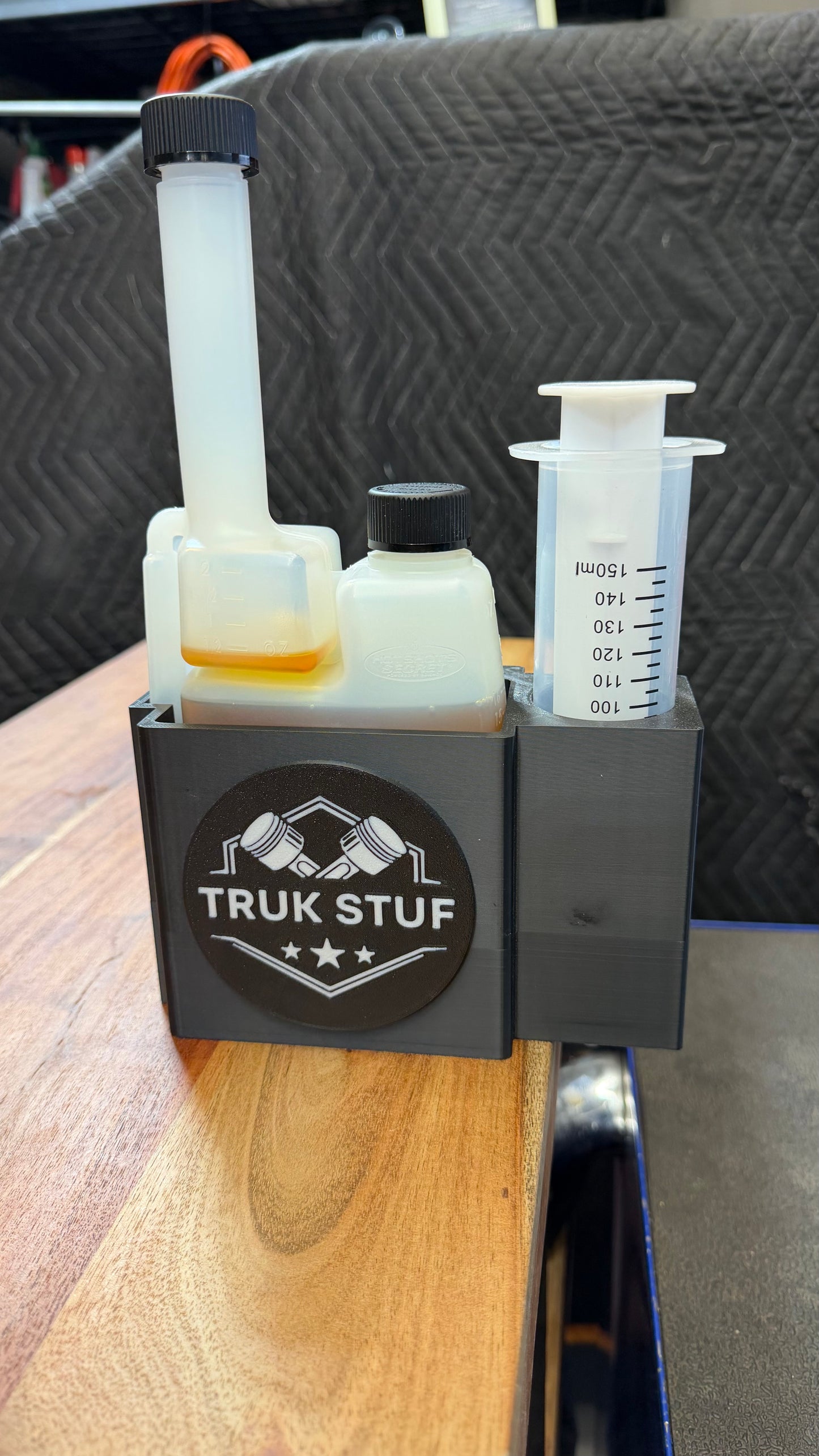 HOTSHOT SECRET MAGNETIC FUEL ADDITIVE HOLDER W/150ml SYRINGE