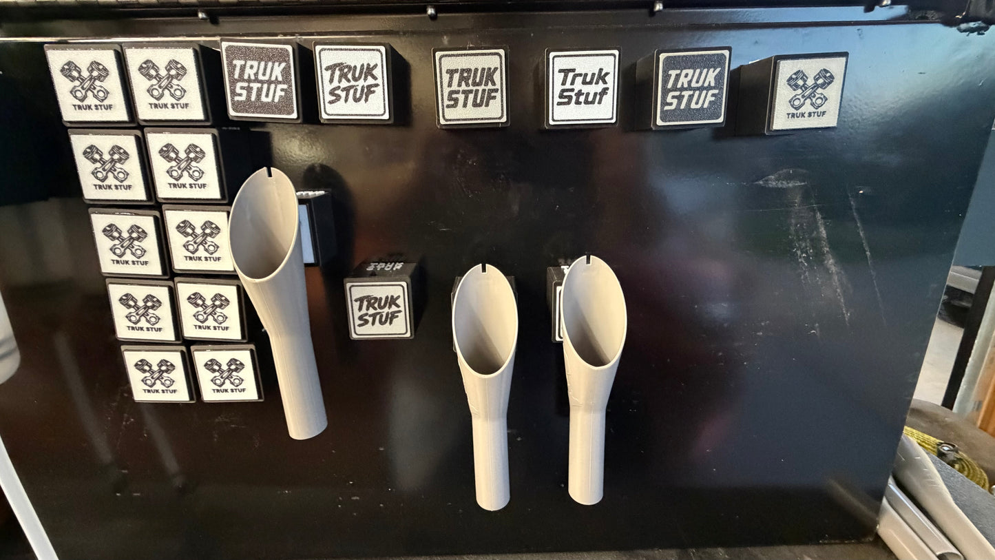 MAGNETIC FUNNEL HOLDER WITH FUNNEL
