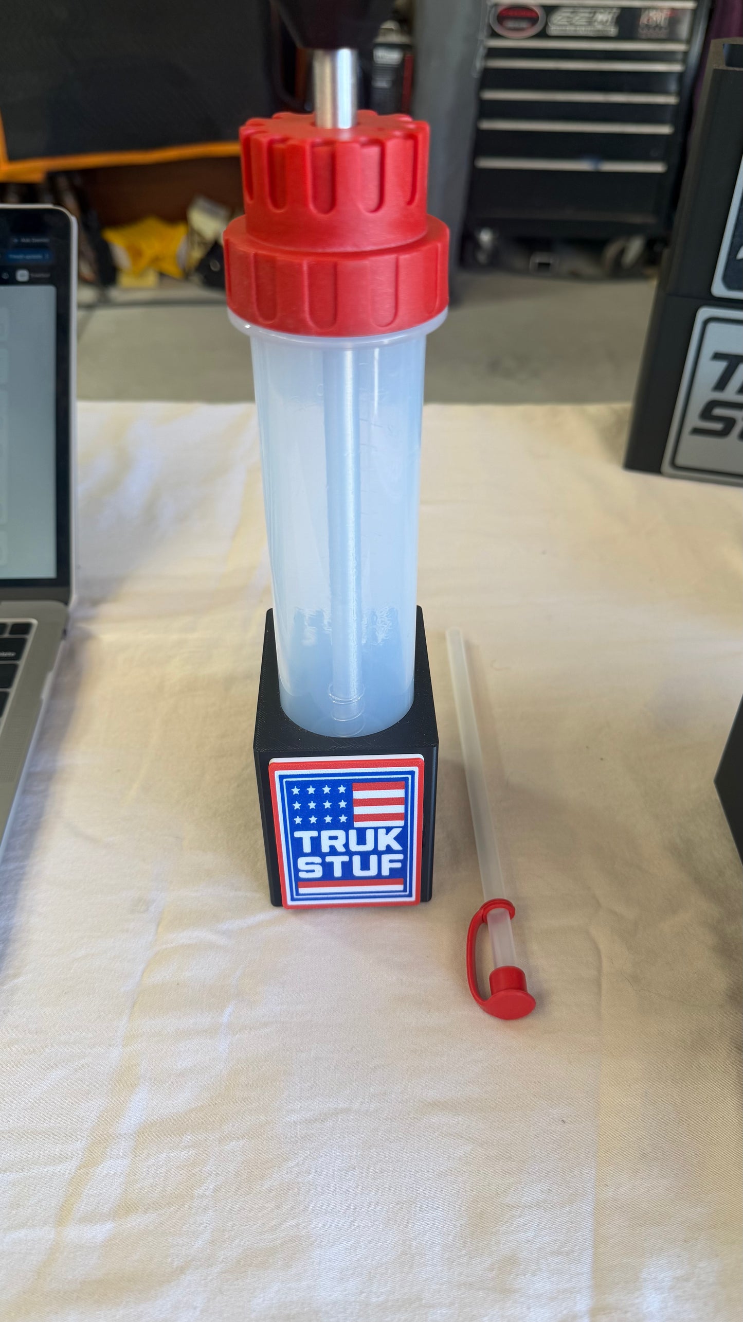 200ML EXTRACTOR HOLDER RED WHITE AND BLUE