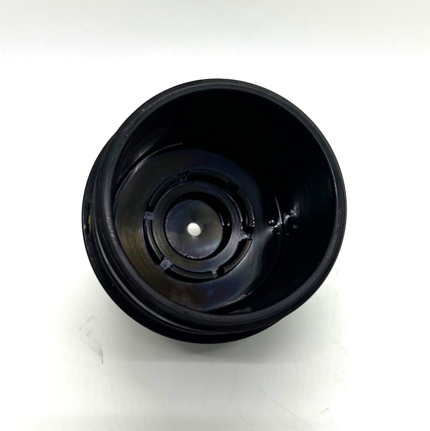 Mercedes 2.0 turbo diesel OM654 - 2024+ Oil Filter Cap With Pressure Port